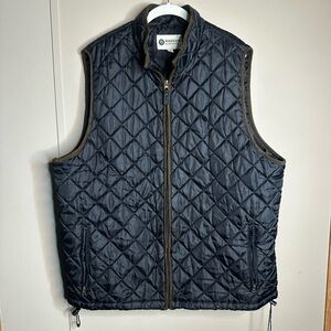 Haggar Men's Dark Quilted Vest